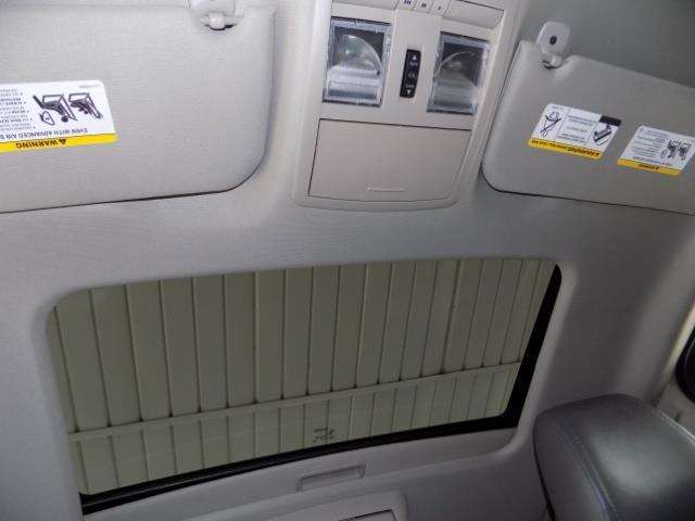 2006 Jeep Grand Cherokee Limited 4dr SUV 4WD w/ Front Side Airbags